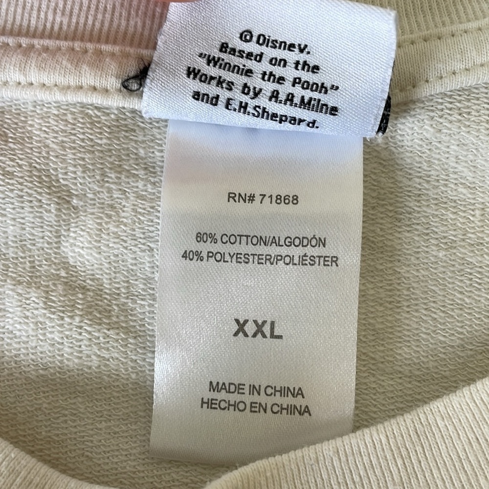 DISNEY WINNIE THE POOH sweatshirt size XXL white red longsleeve crewneck - Picture 5 of 5